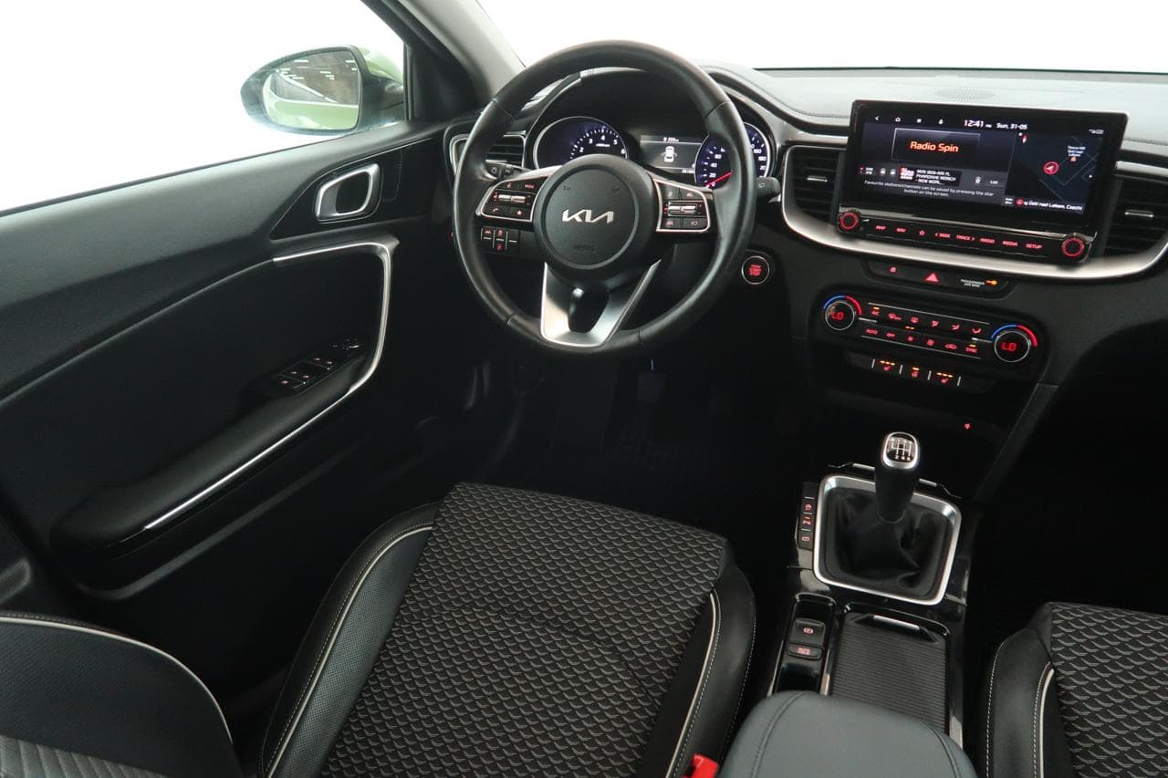 2024 Kia XCEED - 9