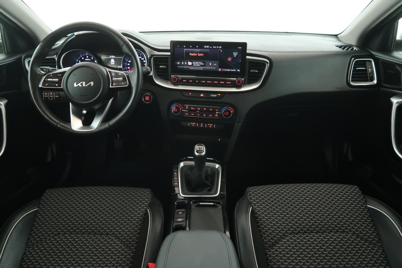 2024 Kia XCEED - 10