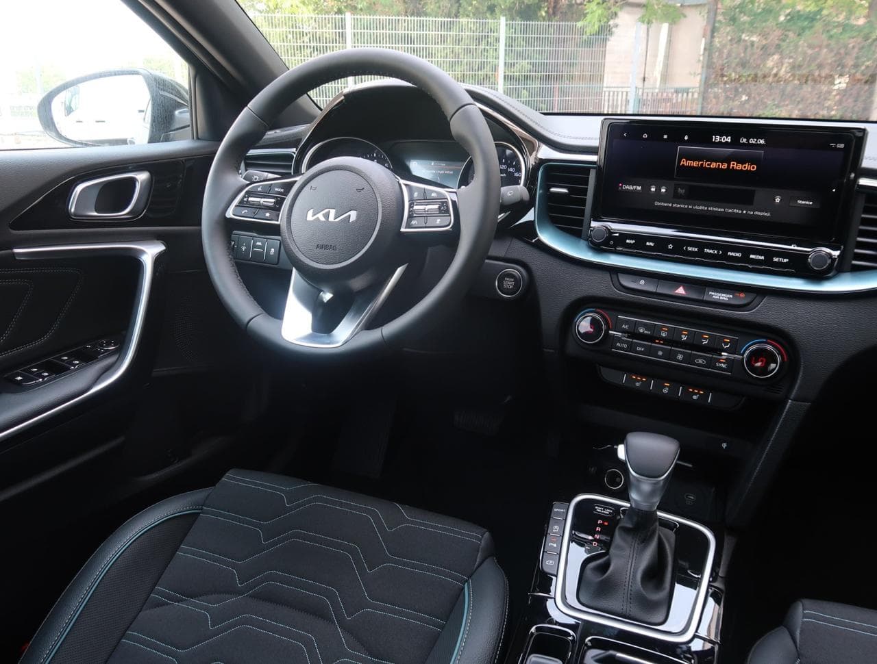 2026 Kia XCEED - 17
