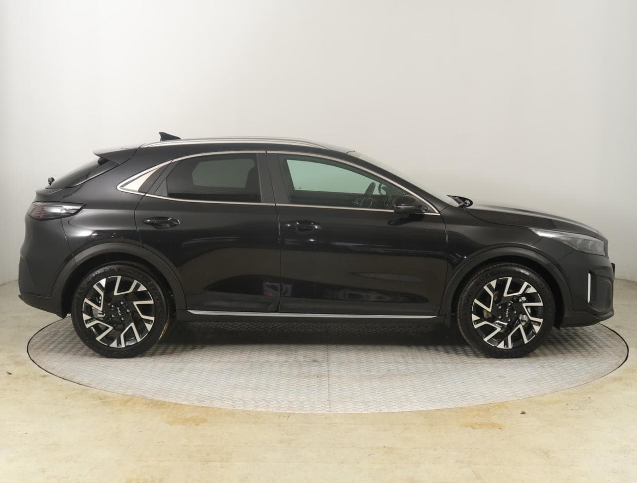 2026 Kia XCEED - 14