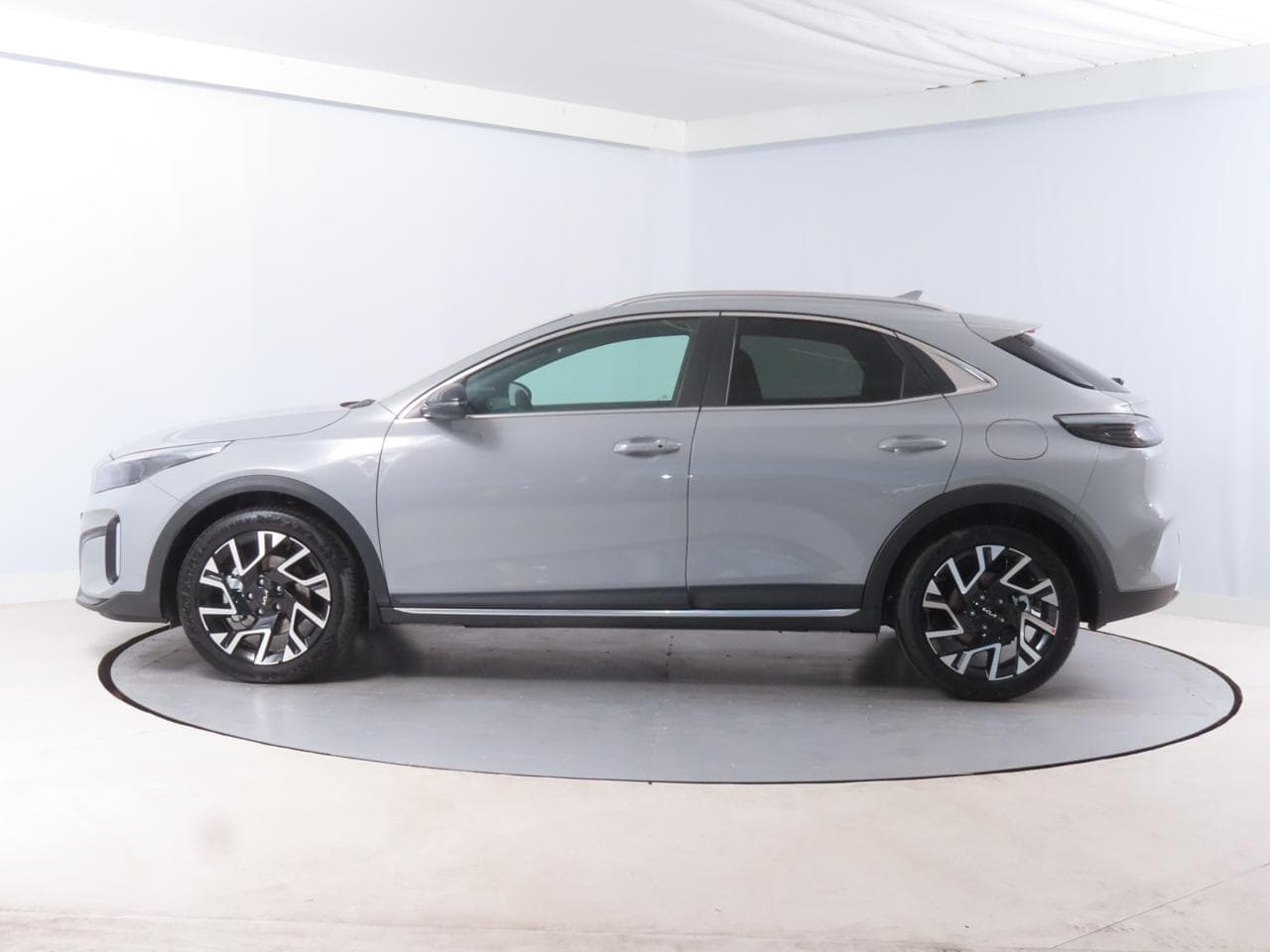 2026 Kia XCEED - 3
