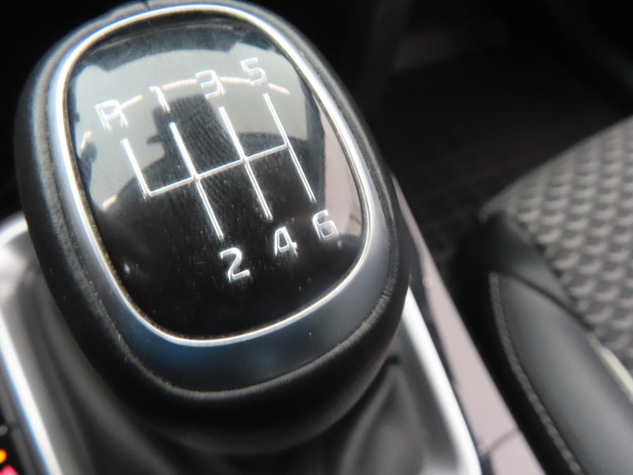 2023 Kia XCEED - 18