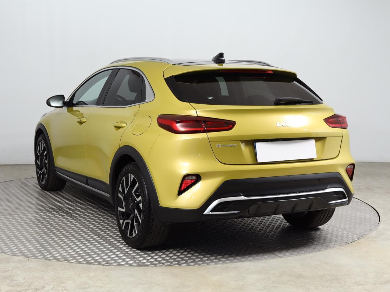 2023 Kia XCEED - 5