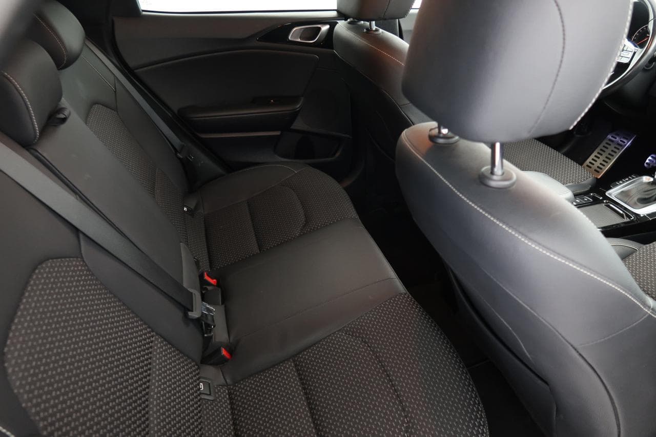 2019 Kia XCEED - 21