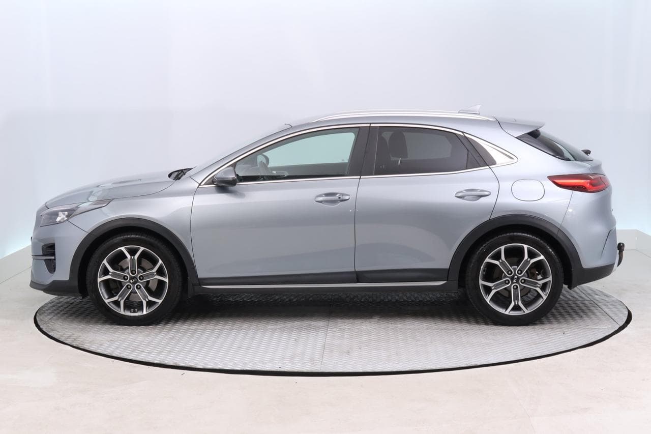 2019 Kia XCEED - 5