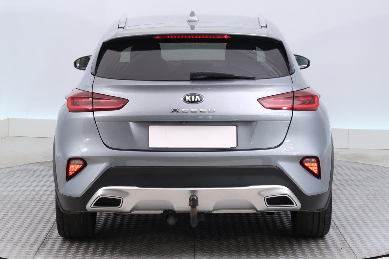 2019 Kia XCEED - 9