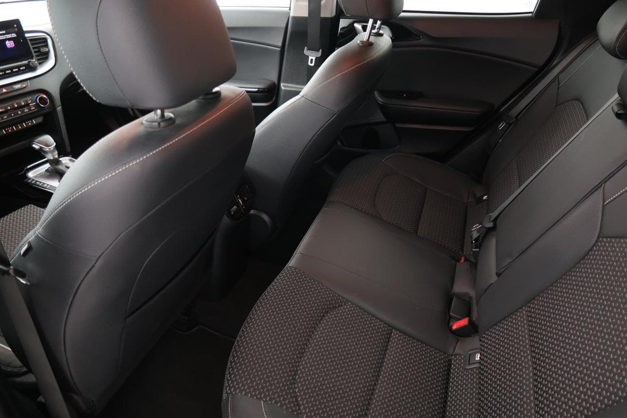 2019 Kia XCEED - 25