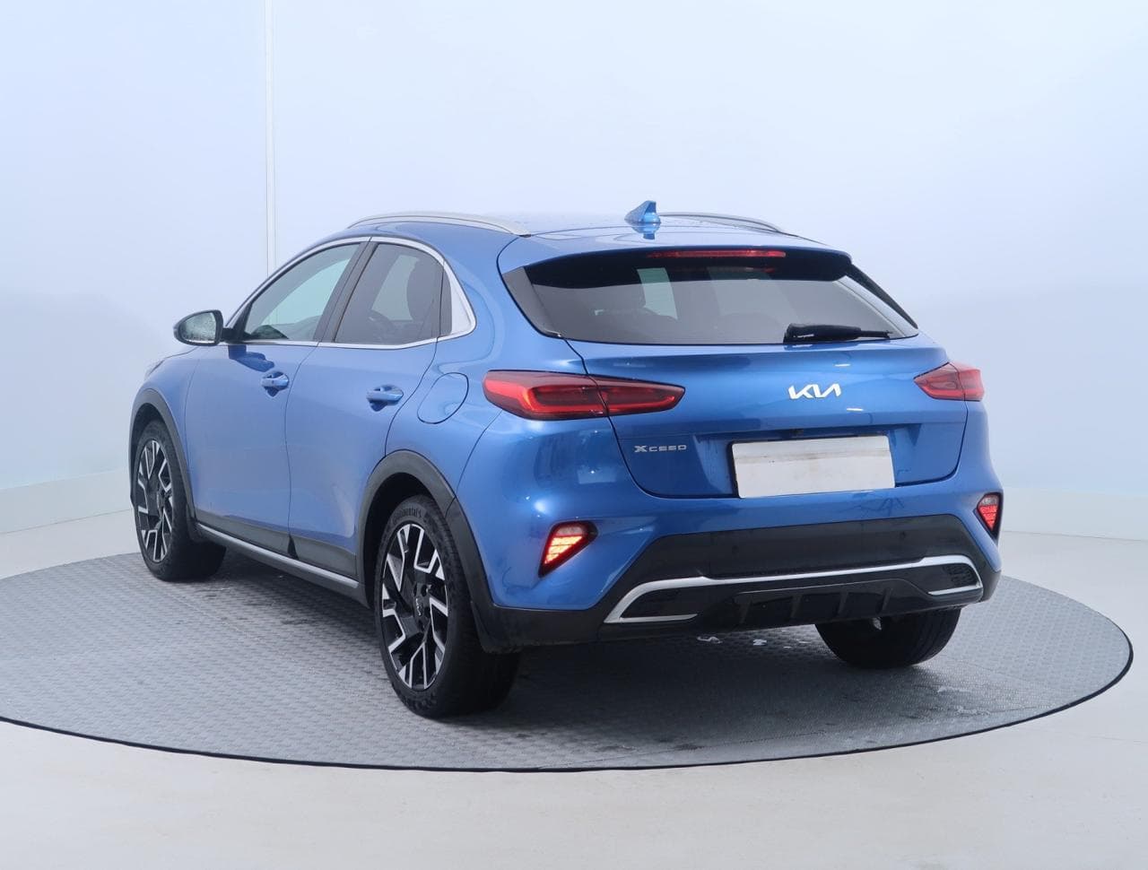 2023 Kia XCEED - 9
