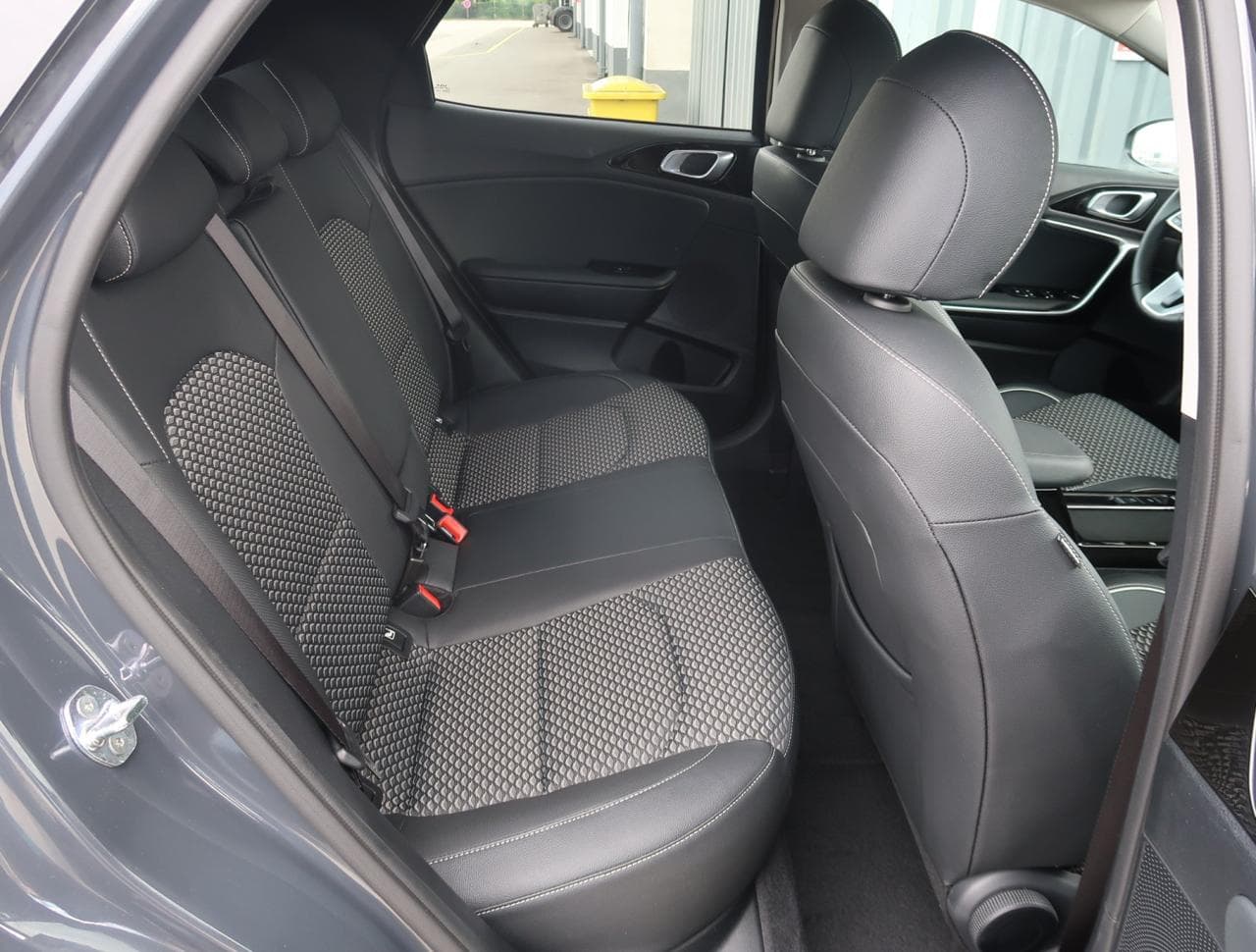 2026 Kia XCEED - 24