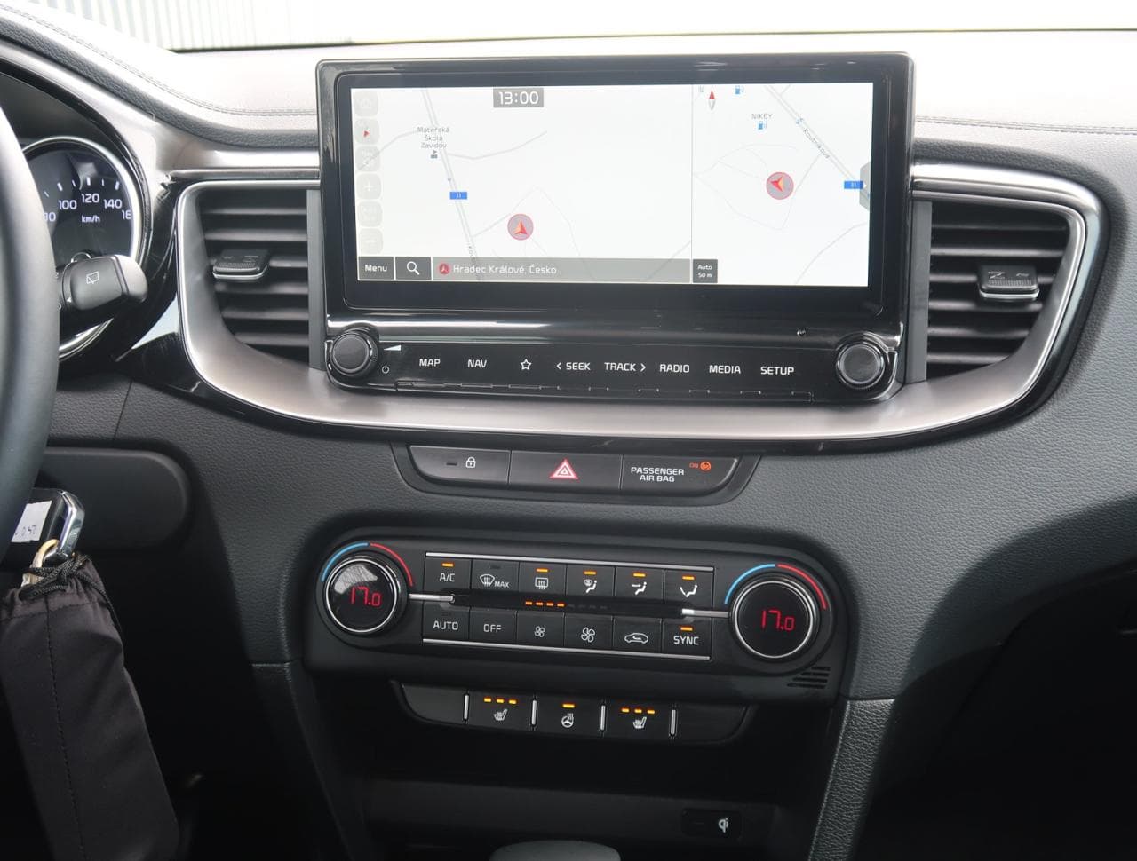 2026 Kia XCEED - 33