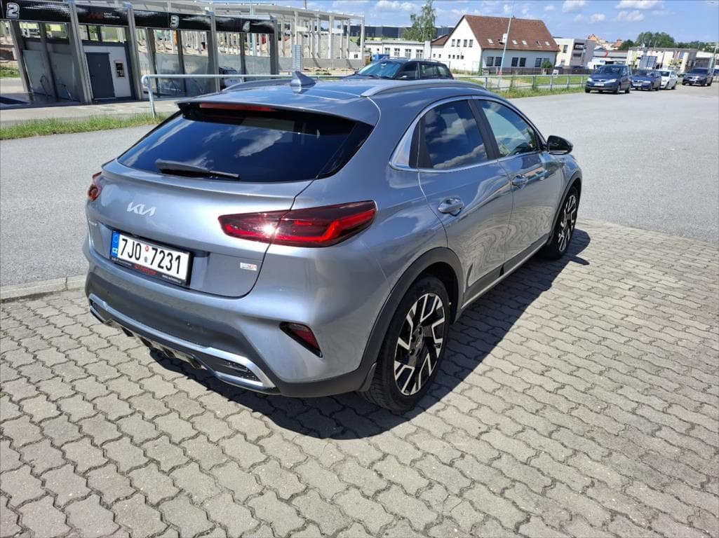 2022 Kia XCEED - 7
