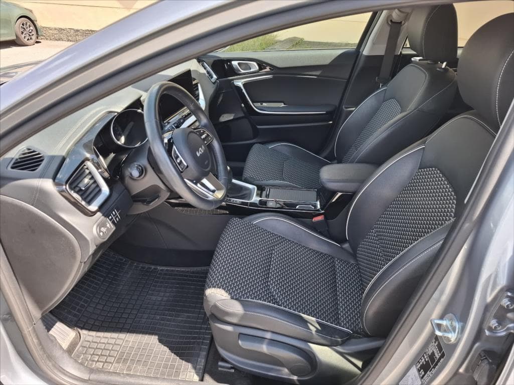2022 Kia XCEED - 10