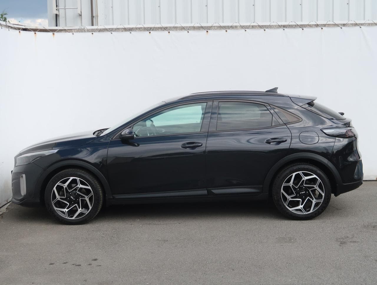 2023 Kia XCEED - 4