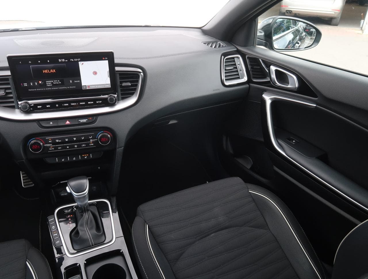 2023 Kia XCEED - 11