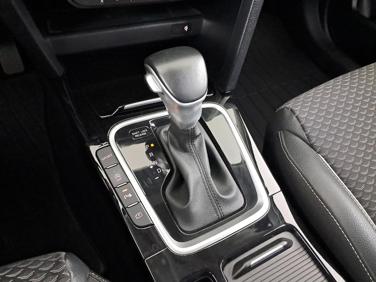2023 Kia XCEED - 19