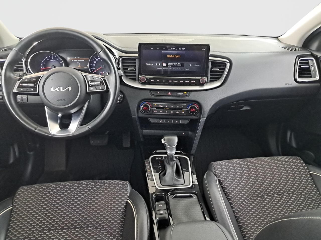 2023 Kia XCEED - 10
