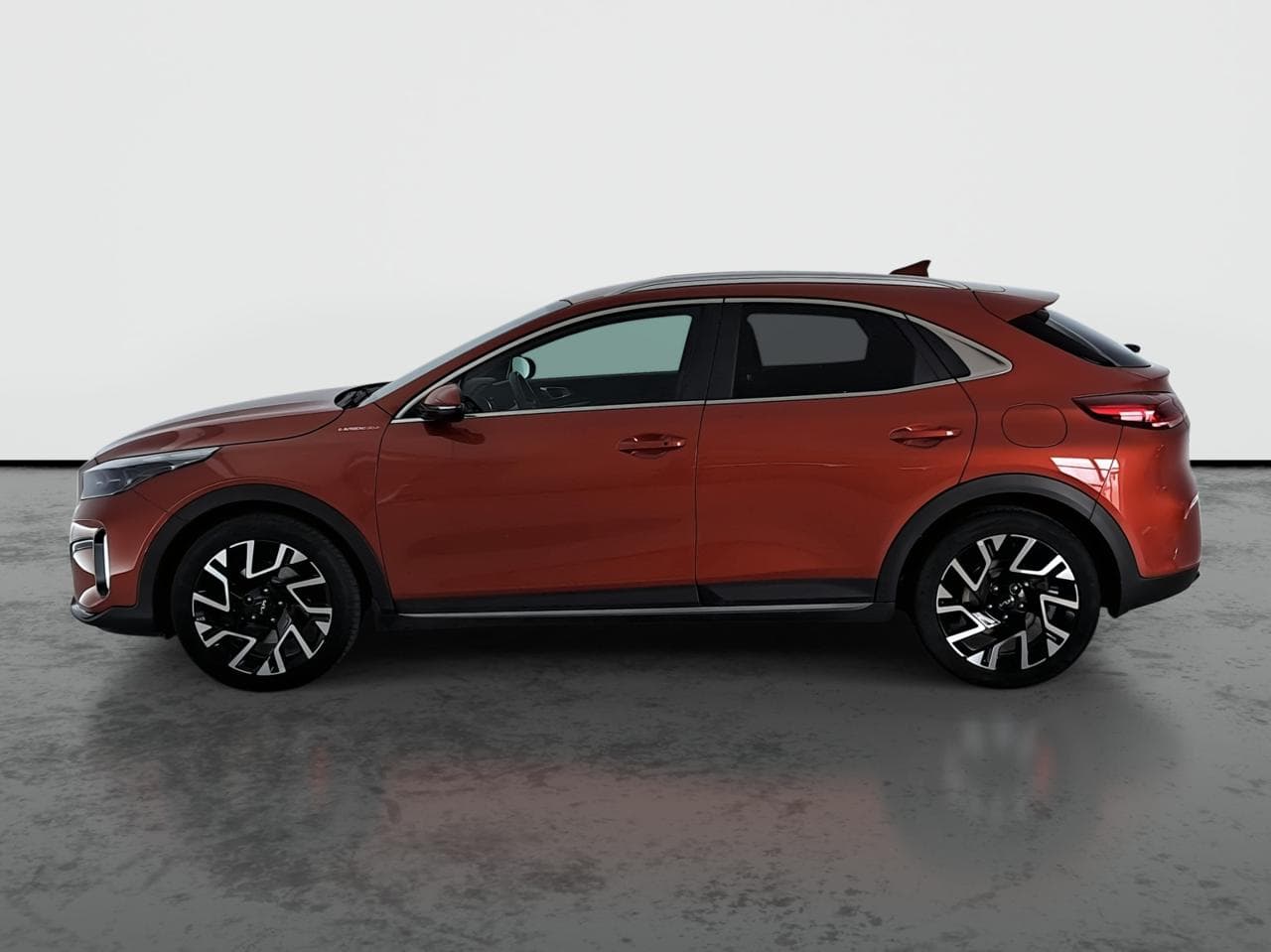 2023 Kia XCEED - 4
