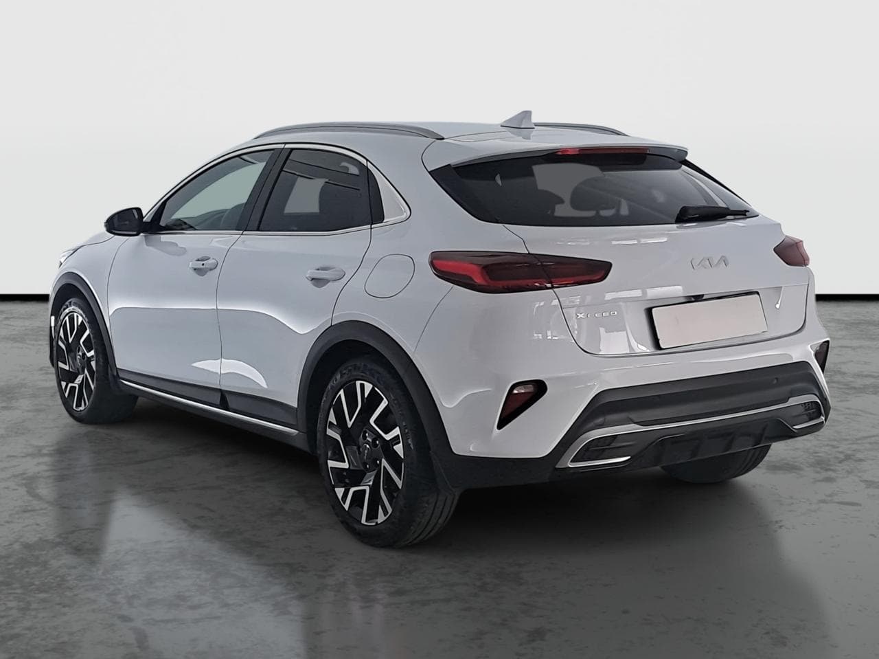 2023 Kia XCEED - 5