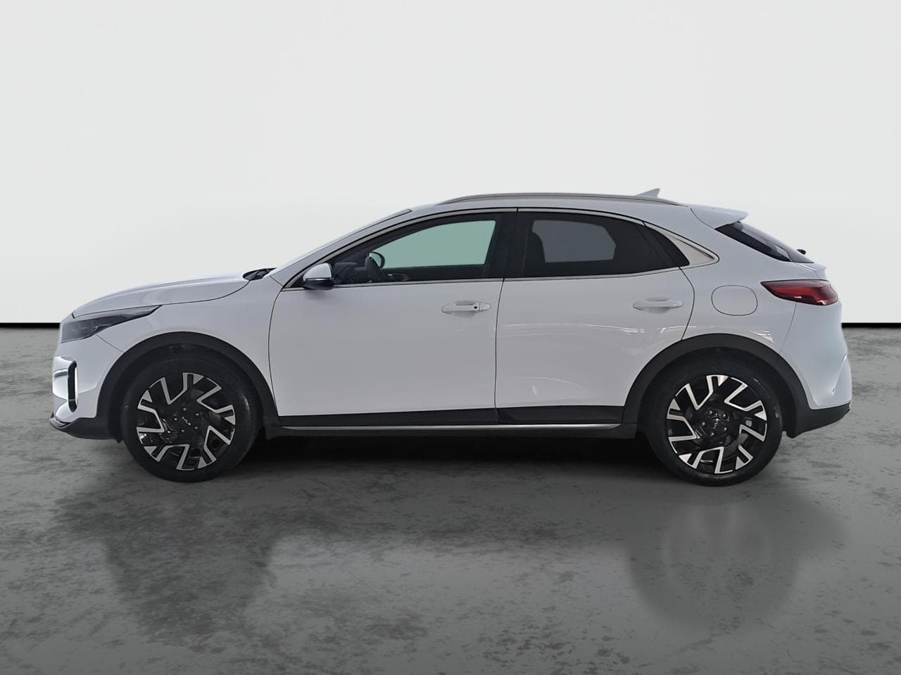 2023 Kia XCEED - 4