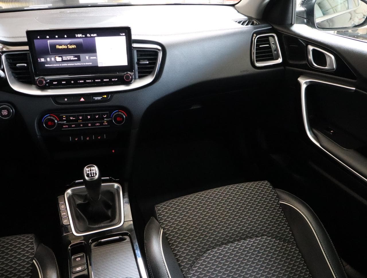 2024 Kia XCEED - 11