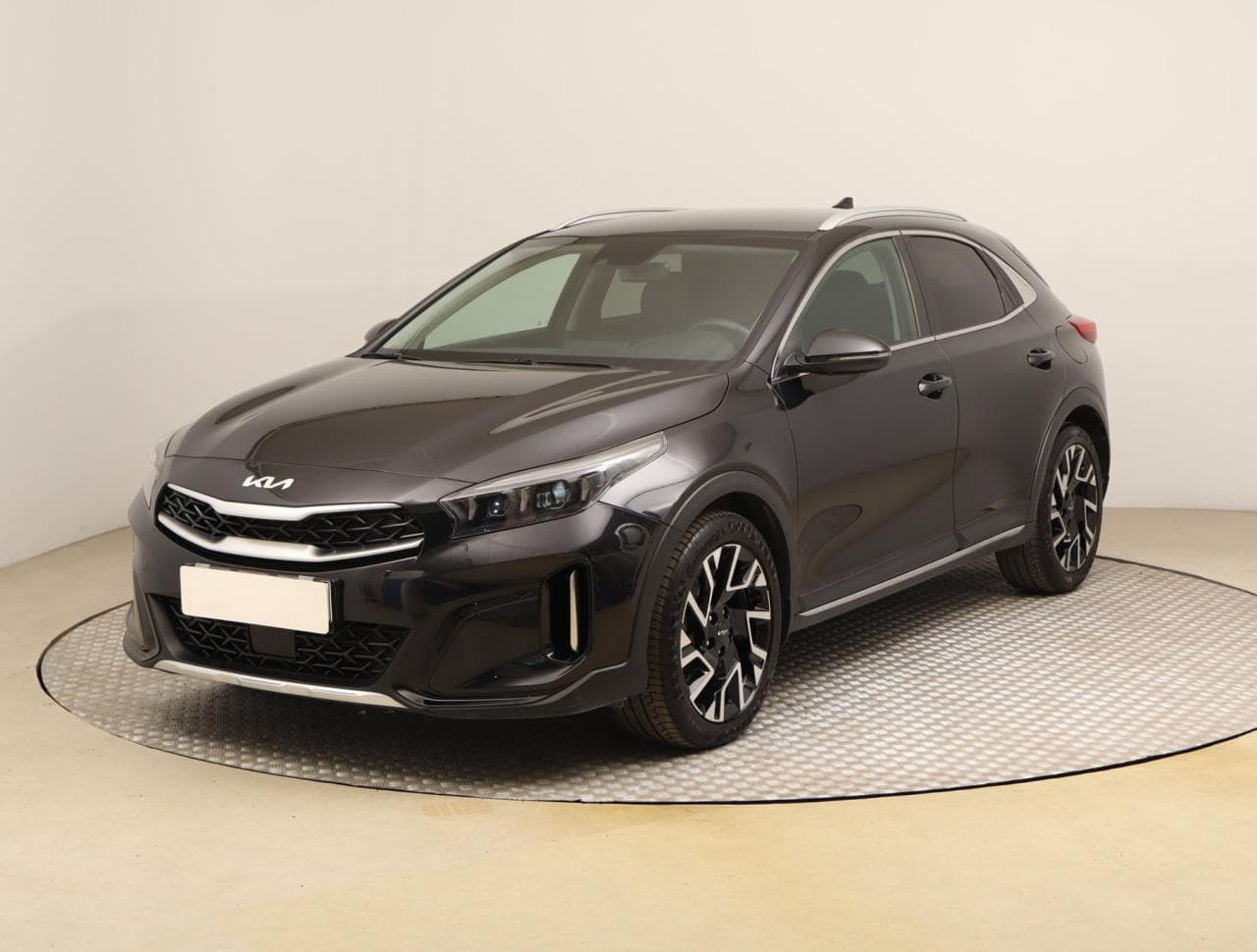 2024 Kia XCEED - 3
