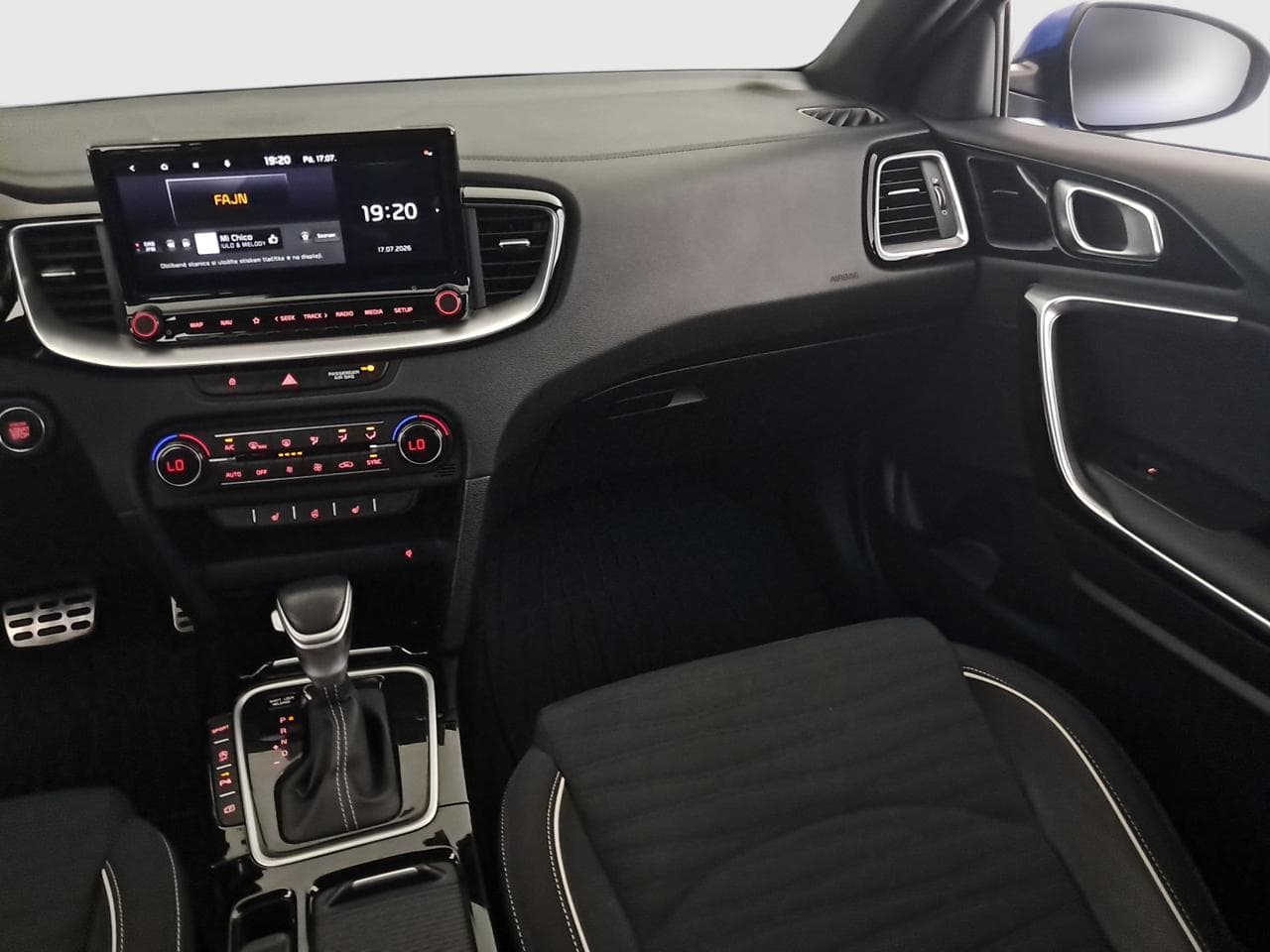 2023 Kia XCEED - 11