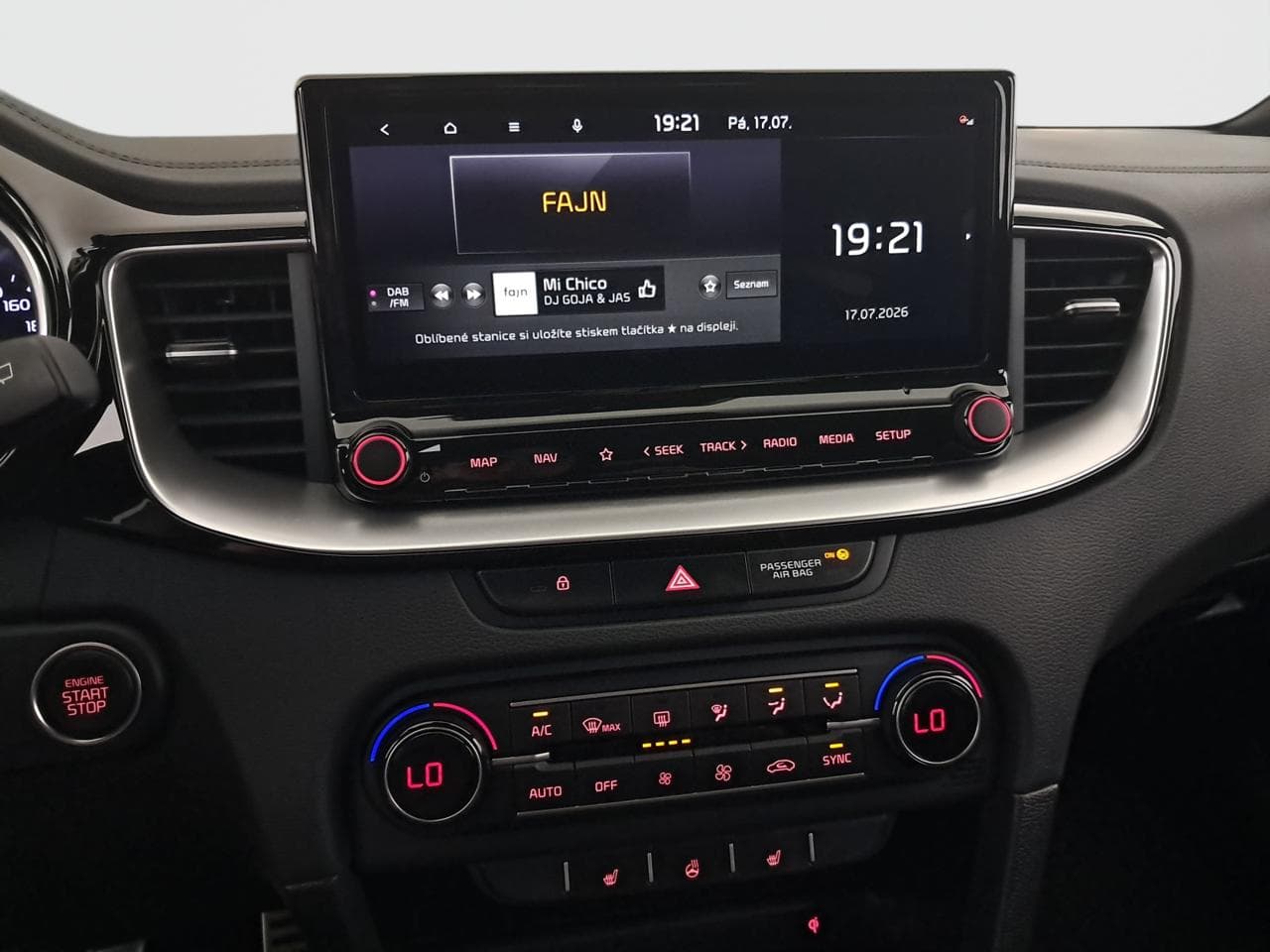 2023 Kia XCEED - 18