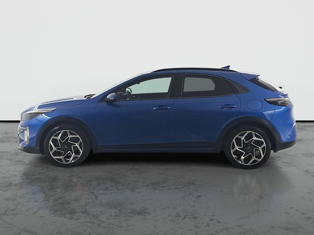 2023 Kia XCEED - 4