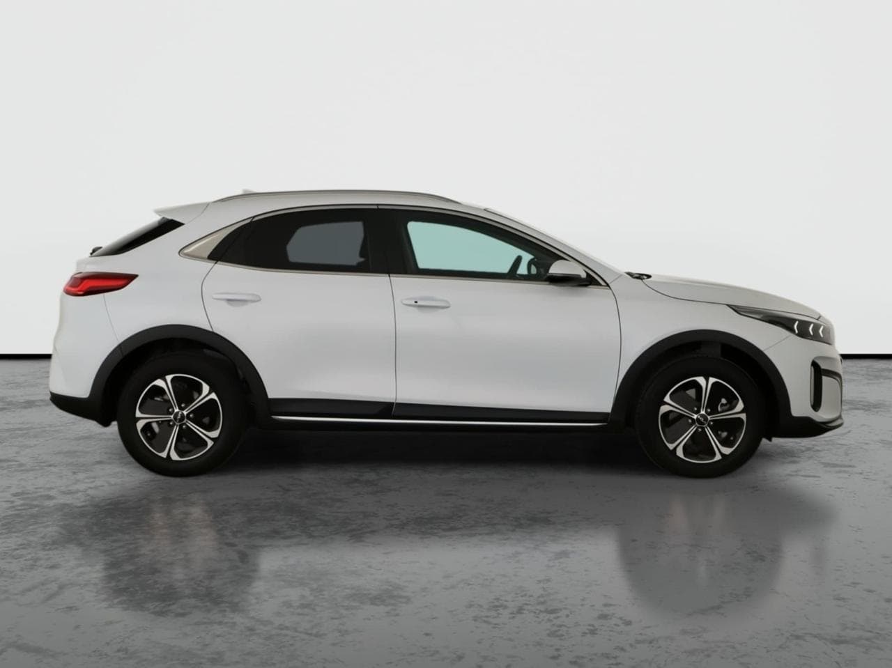 2025 Kia XCEED - 8