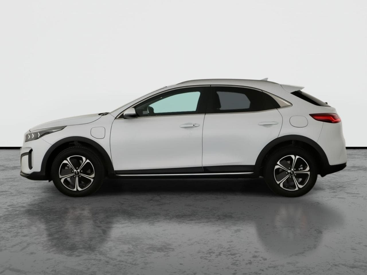 2025 Kia XCEED - 4