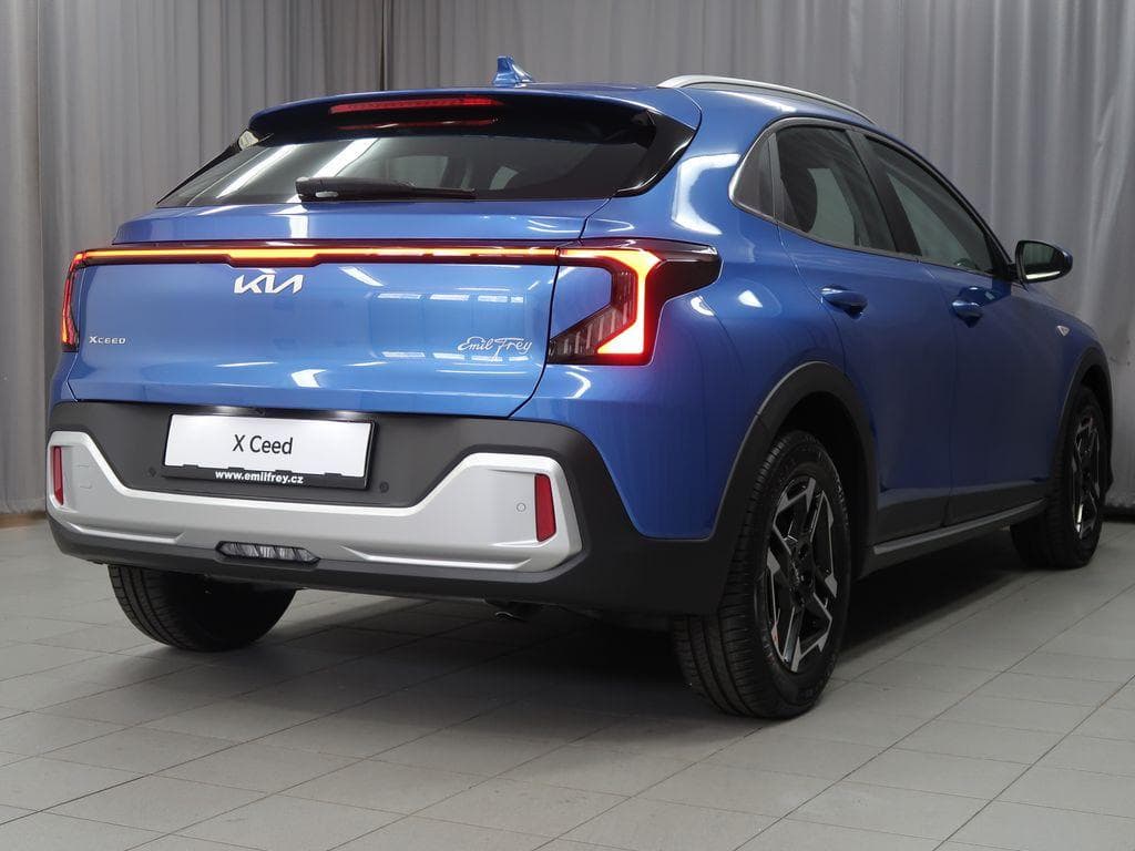 2026 Kia XCEED - 8