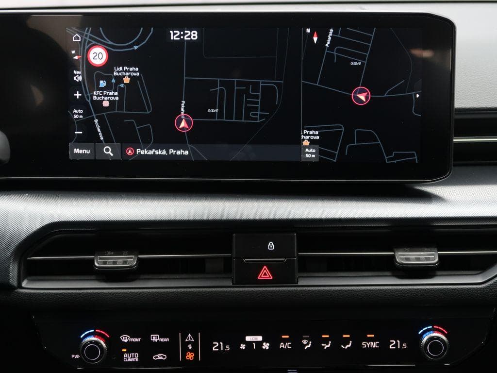 2026 Kia XCEED - 13