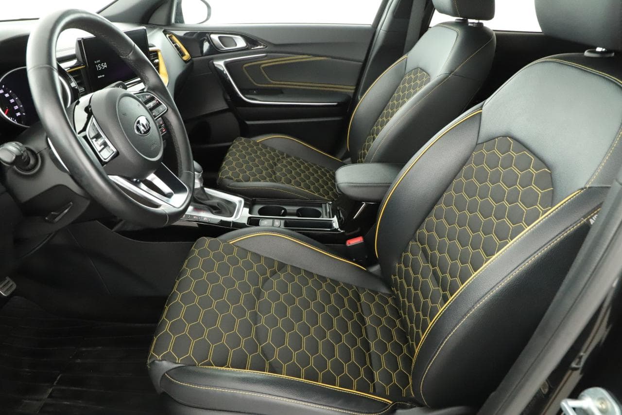 2020 Kia XCEED - 13