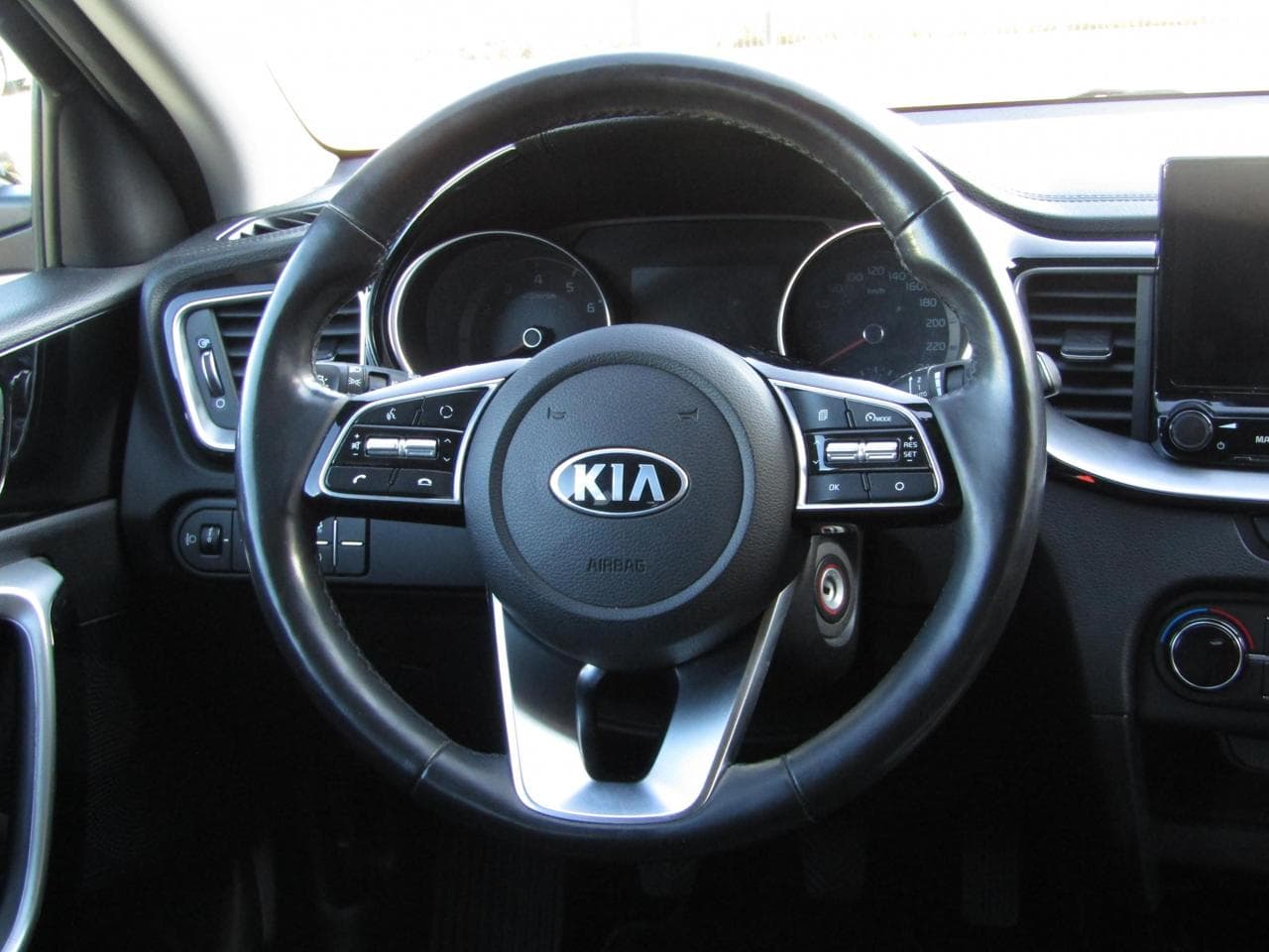 2020 Kia Xceed - 13
