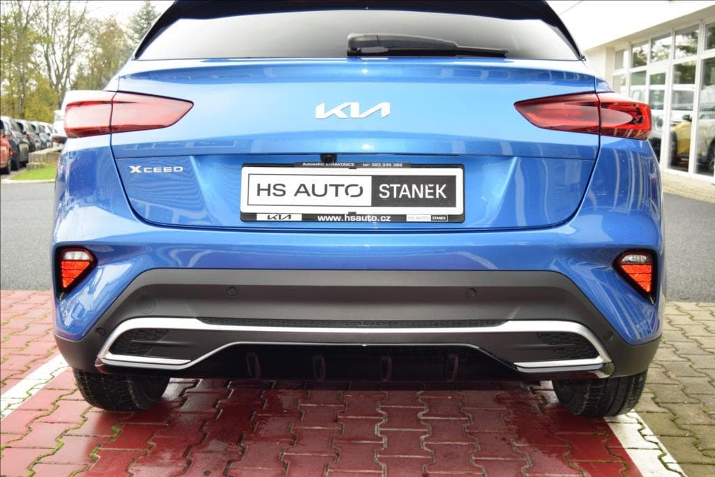 2025 Kia XCEED - 12