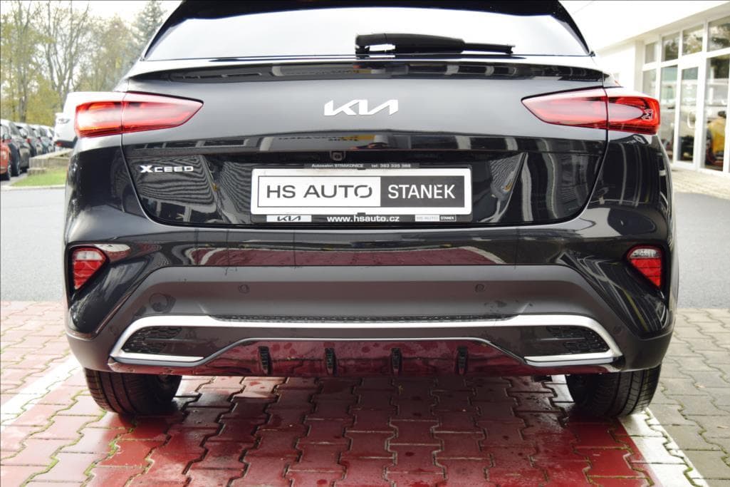 2025 Kia XCEED - 12