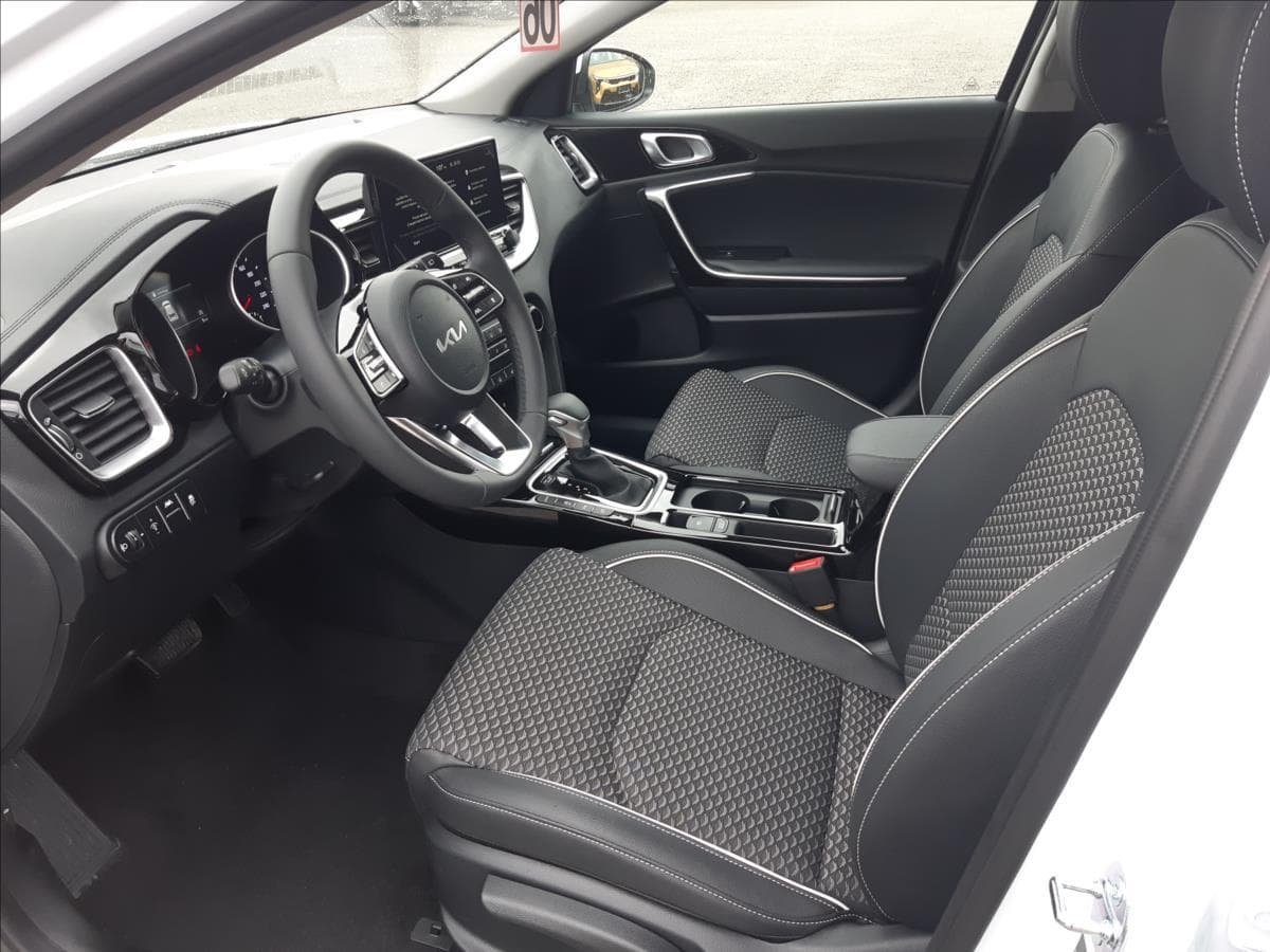 2026 Kia XCEED - 18