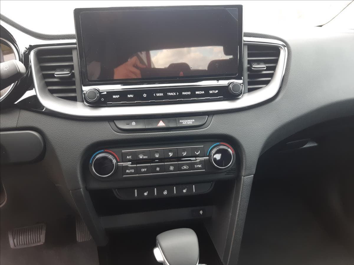 2026 Kia XCEED - 12