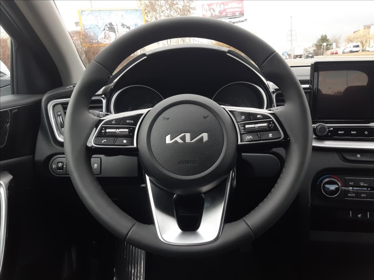 2026 Kia XCEED - 13