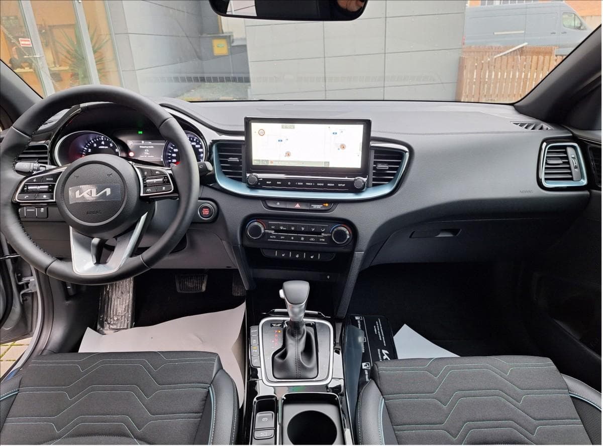 2026 Kia XCEED - 9