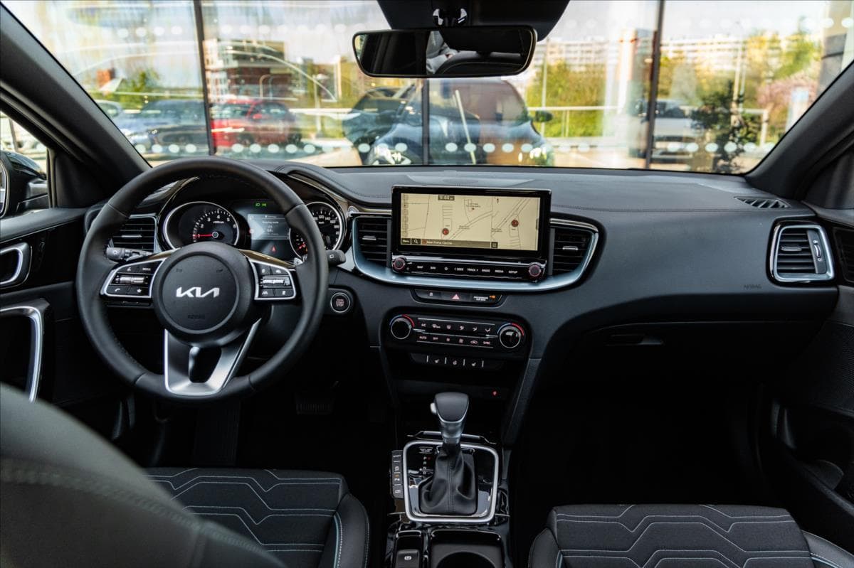 2026 Kia XCEED - 14