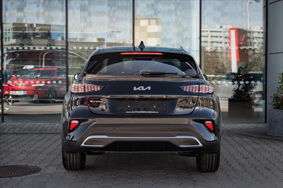 2026 Kia XCEED - 6