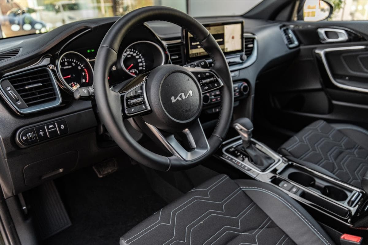 2026 Kia XCEED - 15