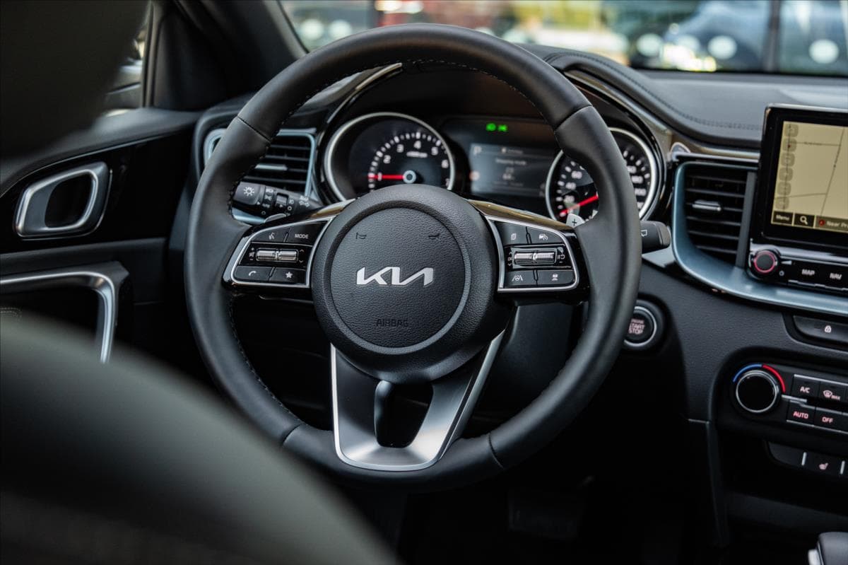 2026 Kia XCEED - 17