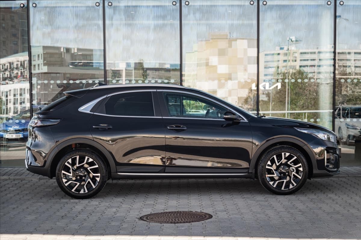 2026 Kia XCEED - 8