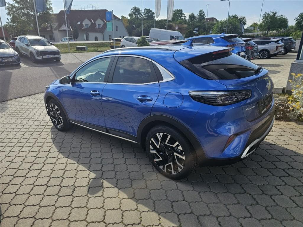 2026 Kia XCEED - 5