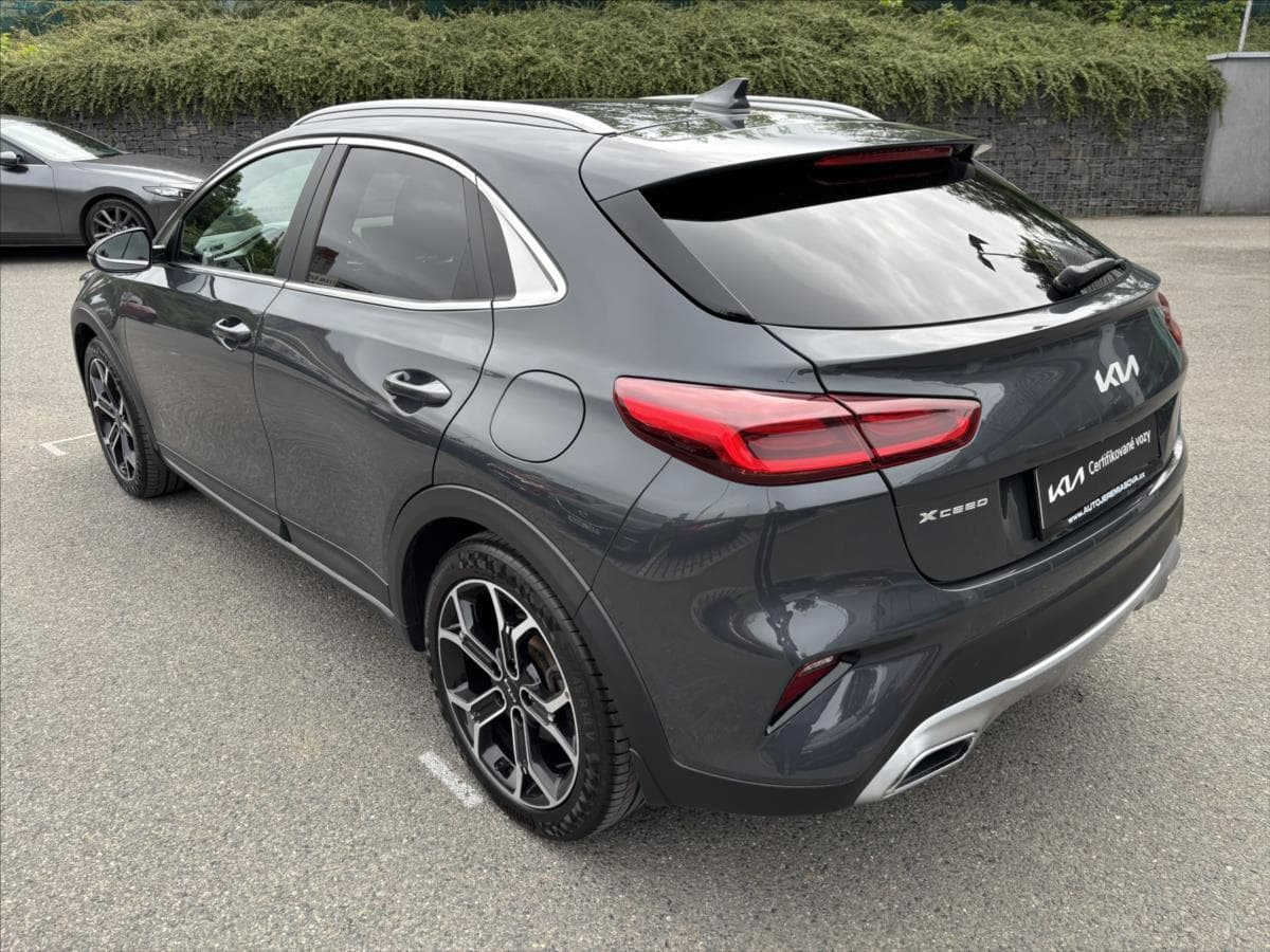 2022 Kia XCEED - 3