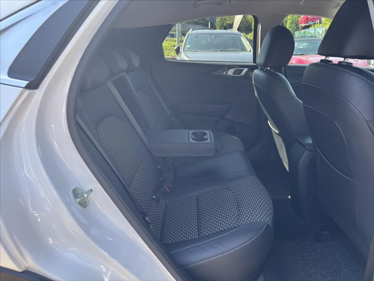 2022 Kia XCEED - 15