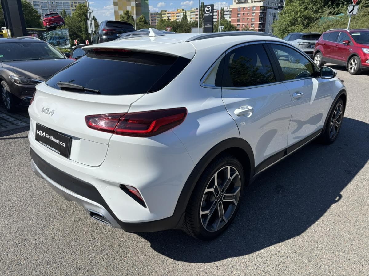 2022 Kia XCEED - 5