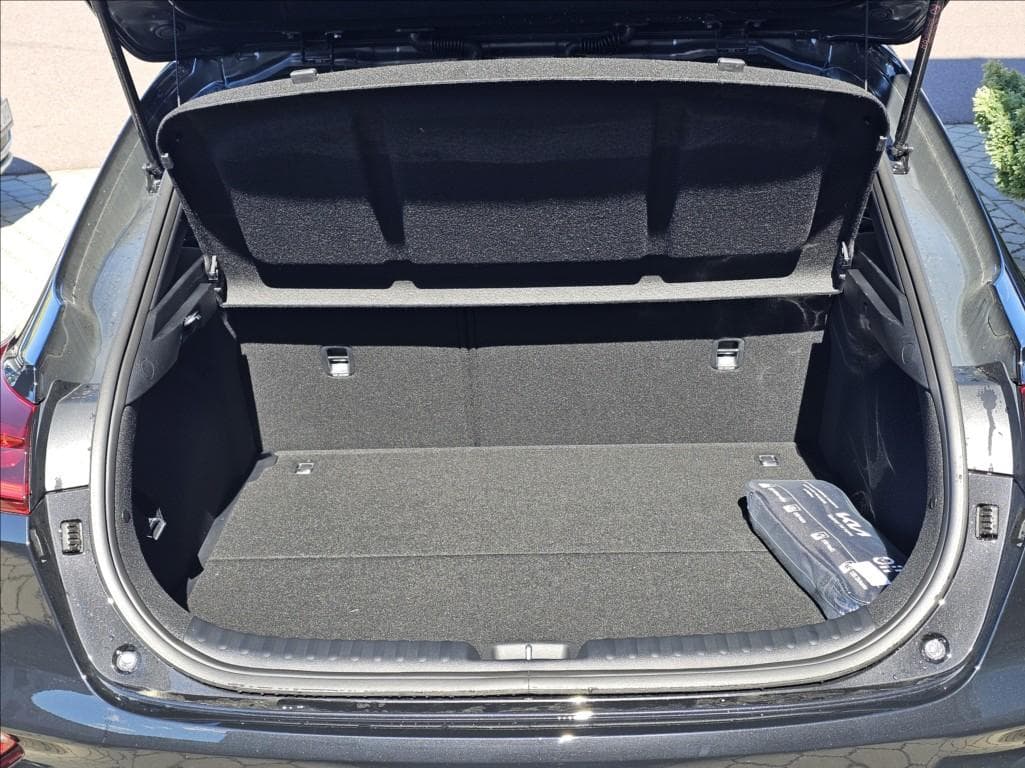 2026 Kia XCEED - 5